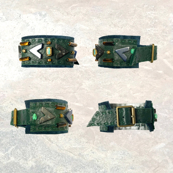 BOYFRIEND BRACELET : Turquoise & Tiger Eye on Emerald Leather G i l d e d   M a n e