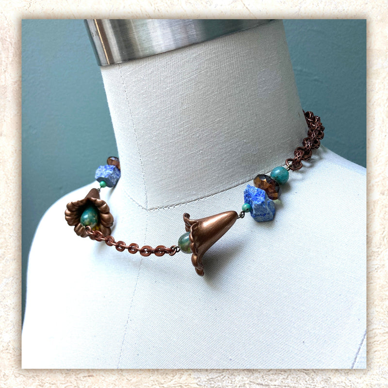 FLORAL BEADED COLLAR NECKLACE : Copper & Lapis G i l d e d   M a n e