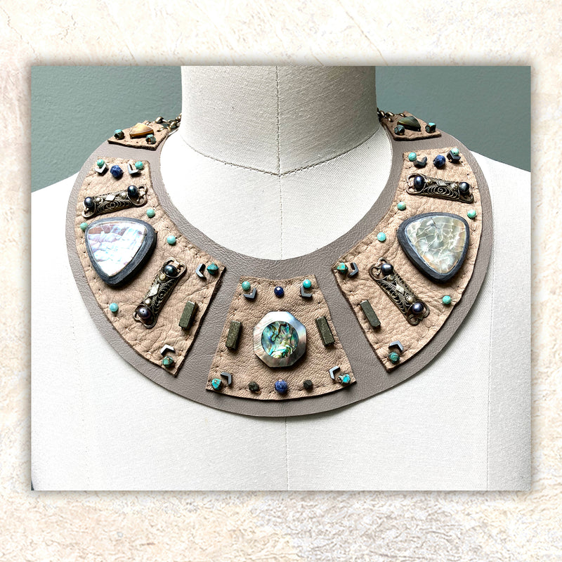 GAIA COLLAR : Abalone Shell on Taupe Grey Leather