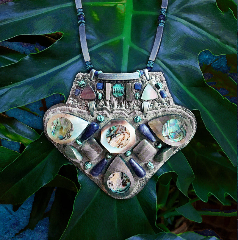 SHIELD NECKLACE : Abalone Shells on Grey Metallic Leather G i l d e d   M a n e
